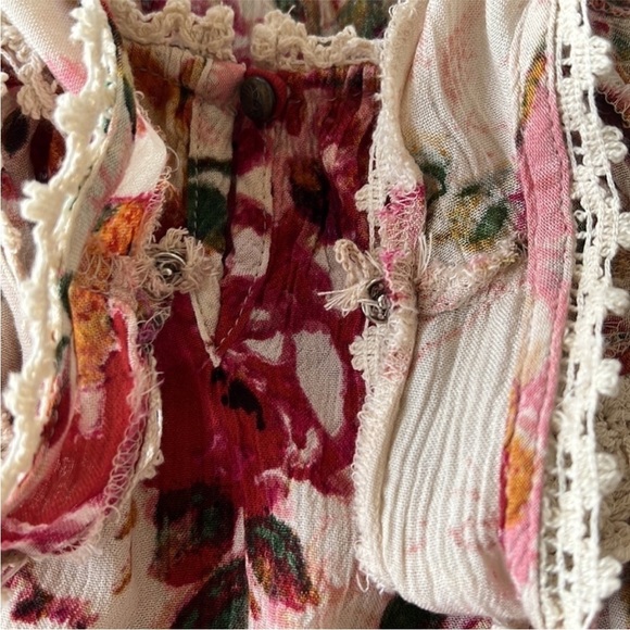 Soft Surroundings Floral Print Crochet
Lace Detail Cold Shoulder Top - Picture 7 of 11